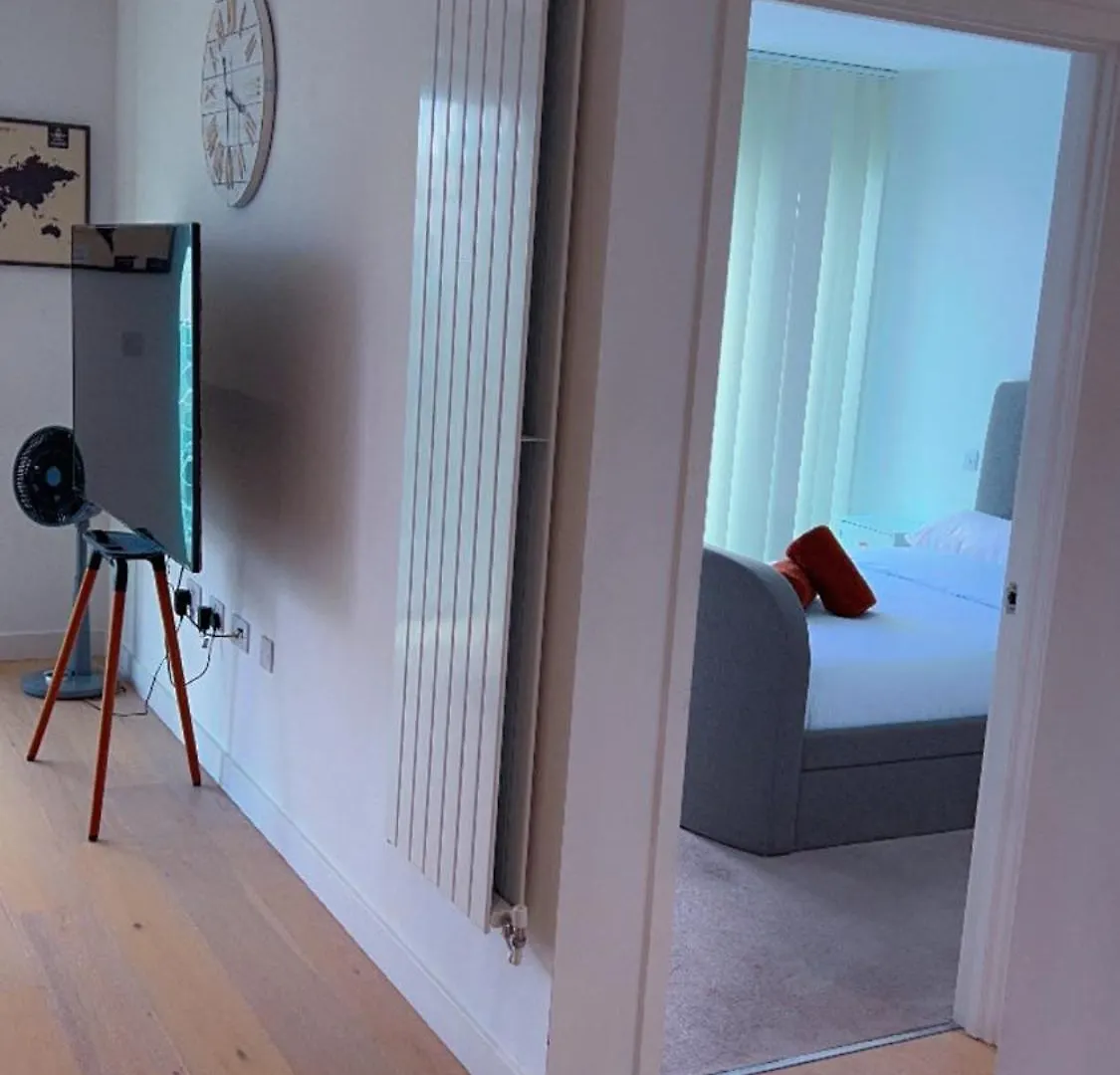 Ds Rentals - Entire 1 Bedroom Apartment 伦敦 0*,